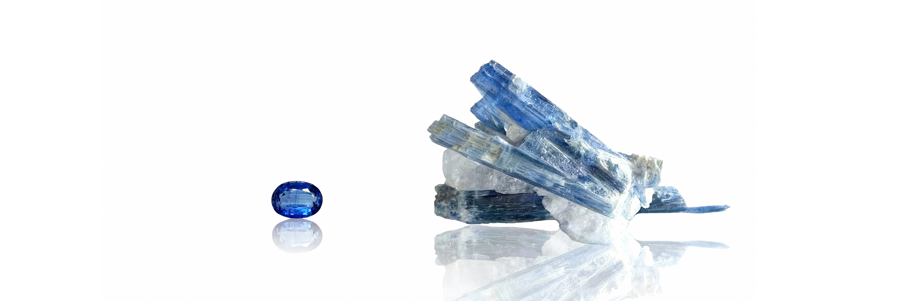 cyanite avec pierre naturelle