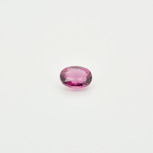 grenat rhodolite violet rose gemme